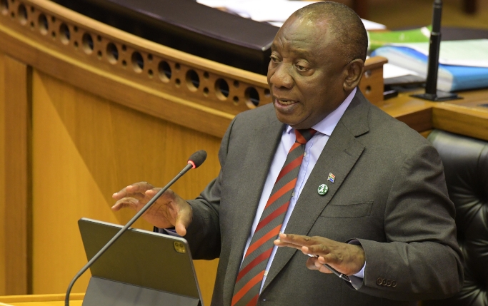 South African president calls for lifting restrictions on air travel to South African states